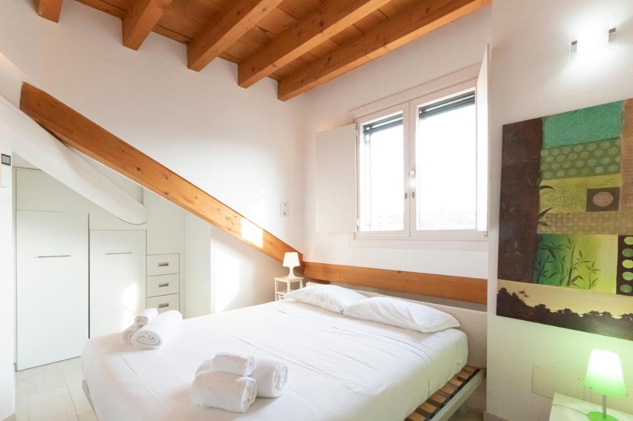 Mansarda Cola Apartment Милано Екстериор снимка